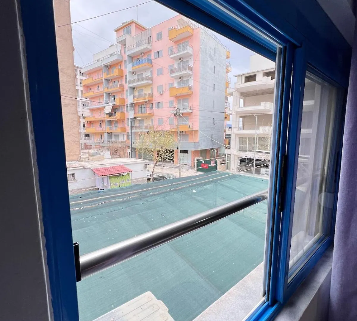 City Base Sarandë 0*,